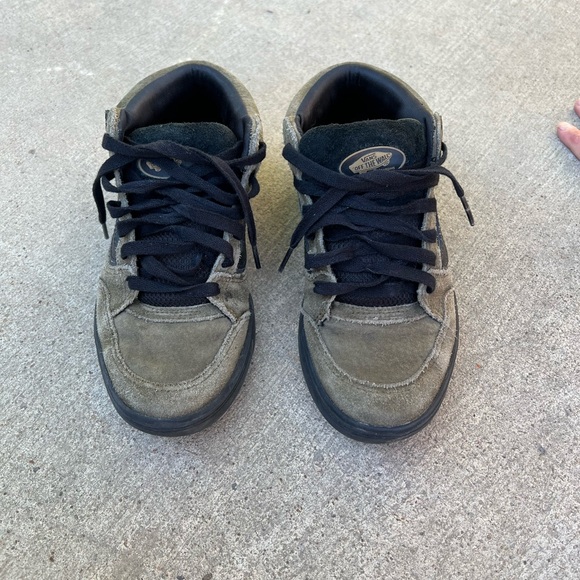 Green suede mid-top Vans skate shoes sneakers size 4.5 Men’s - Picture 5 of 10